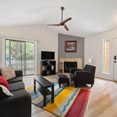 Cozy Condo Near DT ATX – Ideal for Extended Stays