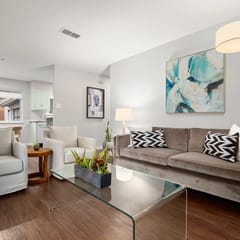 Retro Chic - Old Austin Charm W/ Updated Features!