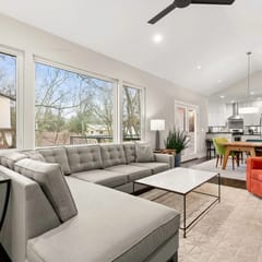 South ATX Retreat - Sleeps 4, Porch