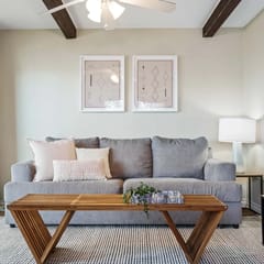 Walk to Zilker! Patio w/ a View & Elevated Balcony