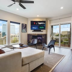Enjoy DT Newly Renovated & Patio + Free Swim Club