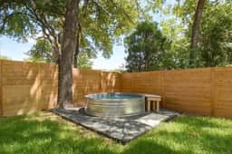 Brand New East Austin Gem: 3 Minutes to UT Campus! - Image 3