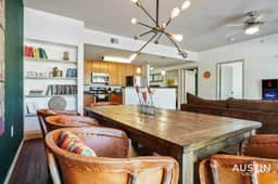 Dual Urban Oasis | 8BR in Vibrant North Loop Hub - Image 3