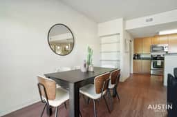Fully Equipped w/ Stylish Design and Free Parking - Image 4