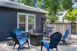 Holly Haven w Chef’s Kitchen Mins to Lady Bird - Image 4