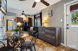 LakeTravis 4BR :Waterpark Access+views +walk to lake - Image 2