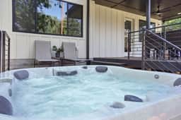 Luxurious Modernism + Private Hot Tub and Garage - Image 3