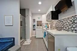 Modern Studio by Southpark Meadows | Walk to Park! - Image 4