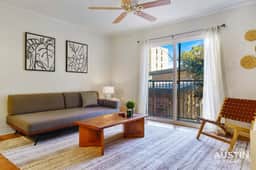 Near Zilker Park | Chic Apt w Free Parking & Pool! - Image 4