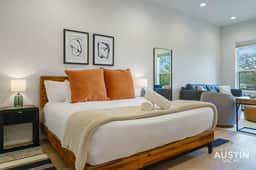New Studio Bdrm in Steiner Ranch w/Yard + Parking - Image 2