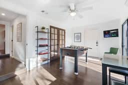 Pet Friendly ATX Escape + Game Room + Free Parking - Image 3