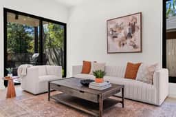 Sunny East ATX Launchpad | Near Lake, Chavez & 6th - Image 3