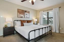 Walk to Zilker! Patio w/ a View & Elevated Balcony - Image 3