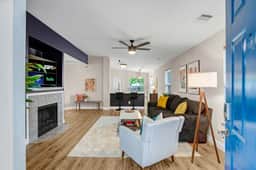 Cozy Home away from Home | Quiet Office, King Bed - Image 5