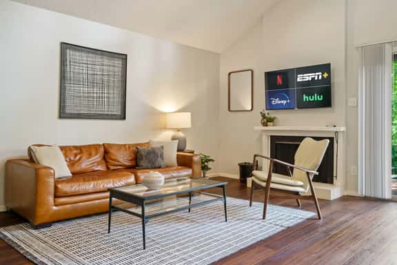 Comfortable Living in ATX | Private Deck + Office - Image 1