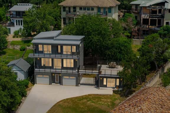 Hill Country Home + Casita w Lake Travis Views - Image 1