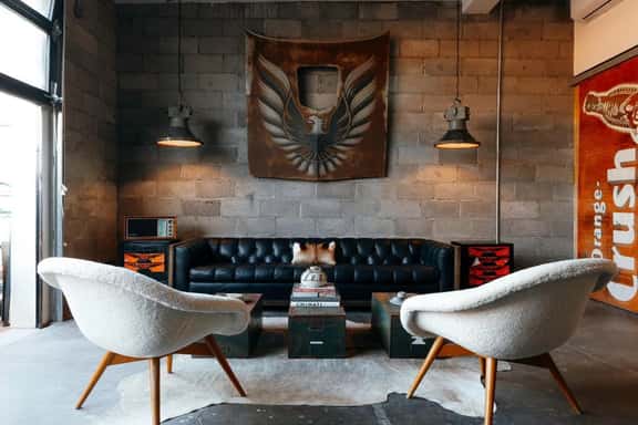 Industrial Artist Loft at Iconic Property - Image 1