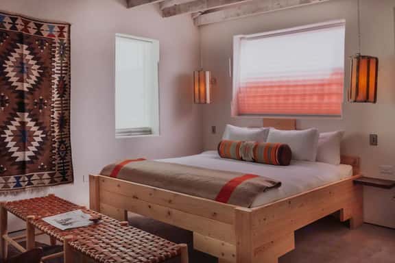 Large West Texas Suite at Iconic Property - Image 1