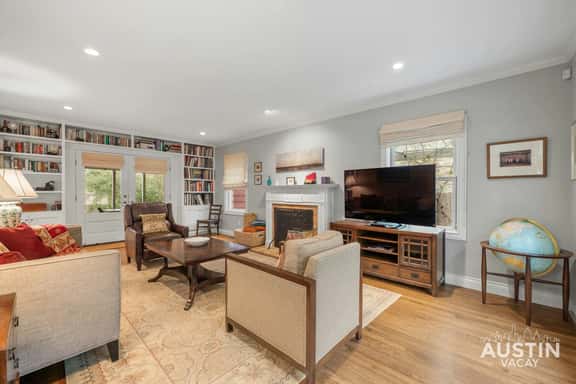 Pet-Friendly Retreat w/ Parking+Patio Near UT - Image 1