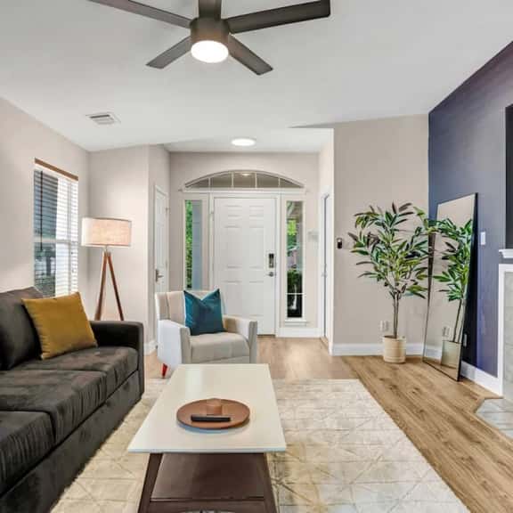 Cozy Home away from Home | Quiet Office, King Bed - Image 1