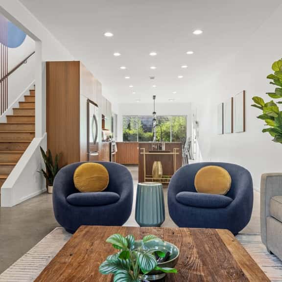 Luxe Two-Home Stay | Billiards, Fire Pits & Grill - Image 1