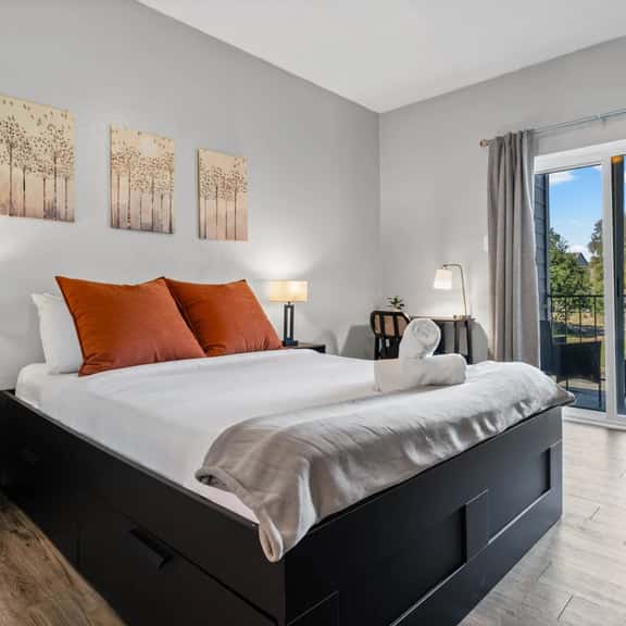 North Austin Pet-Friendly Stay by Domain/Q2 - Image 1