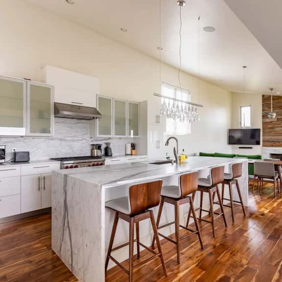Stunning, Private, Mid-Century Home in East Austin - Image 1