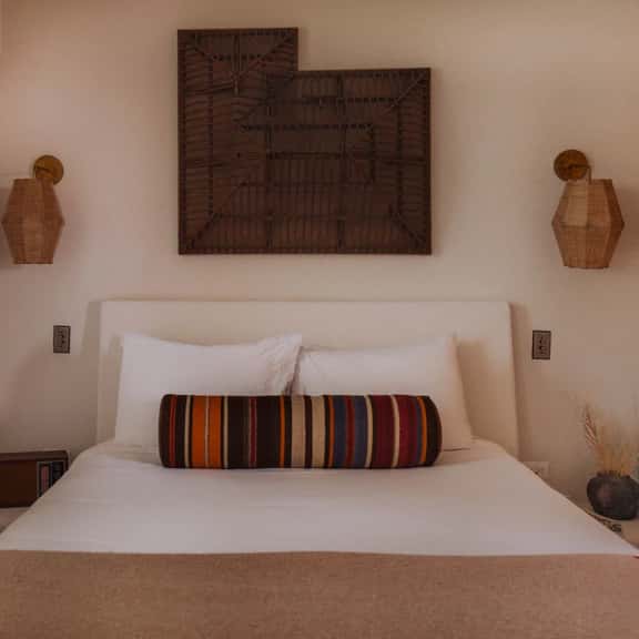 West Texas Hideout at Iconic Property - Image 1