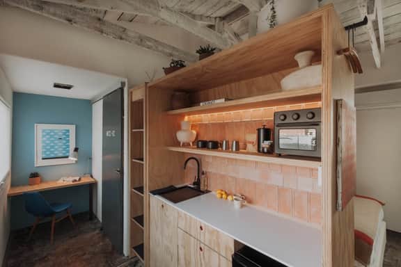 Artful Studio at Iconic Property - Image 5