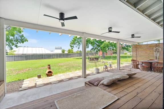 Boho Home Near Domain ✦ Large Yard + Pet Friendly! - Image 3