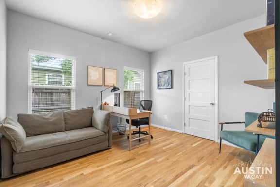 E Austin Boho Escape Near 6th, Mueller & Downtown! - Image 4