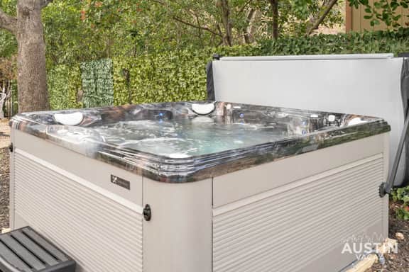 Modern Pool House + Hot Tub, LK Travis | Pets OK! - Image 4