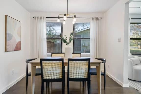 Pet Friendly ATX Escape + Game Room + Free Parking - Image 2