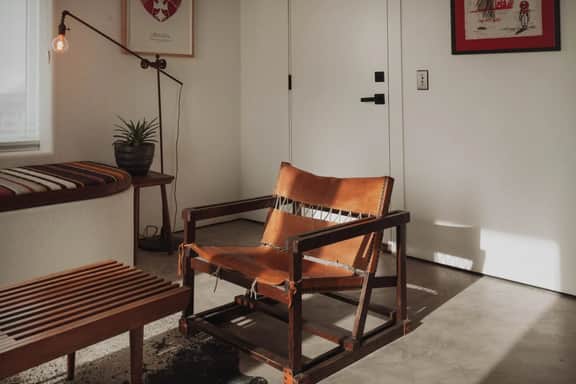 Retreat Suite at Iconic Property - Image 4