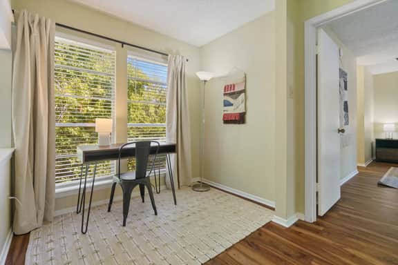 Spacious ATX Apt | Private Deck + All Essentials - Image 4